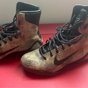 Kobe Bryant mamba high top snake print